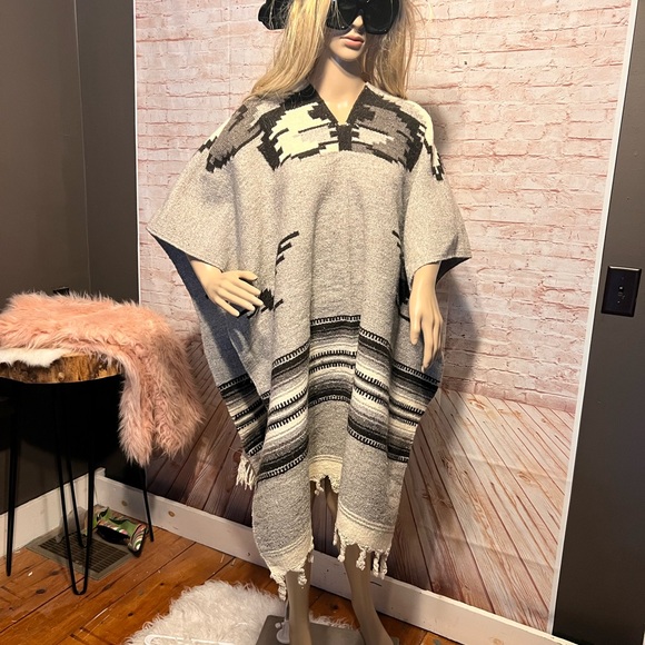 Native American blanket poncho, jorongo, Serape - Picture 1 of 10